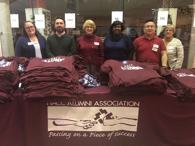 HACC Alumni Volunteer